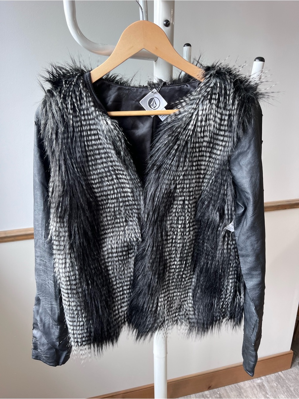 Volcom Black and Gray Faux Fur & Leather-Style Jacket